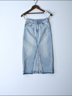 H&M Light Wash Denim Midi Skirt - Front Slit XS NWT